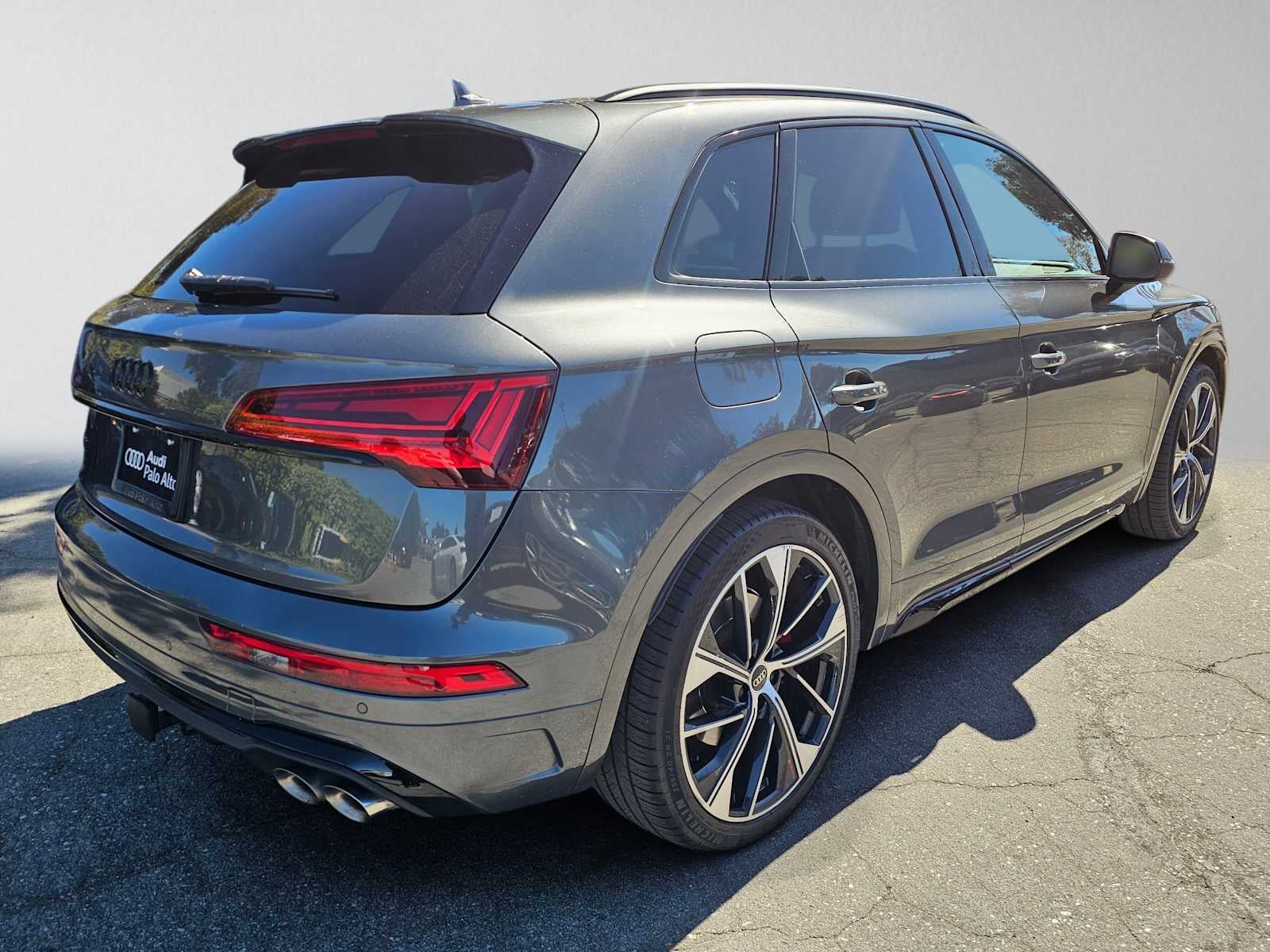2023 Audi SQ5 Premium Plus