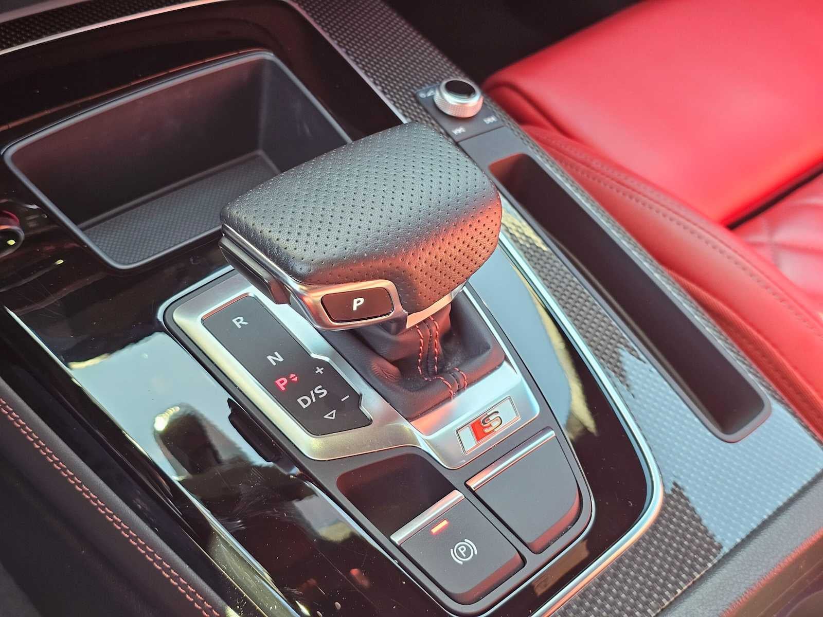 2023 Audi SQ5 Premium Plus