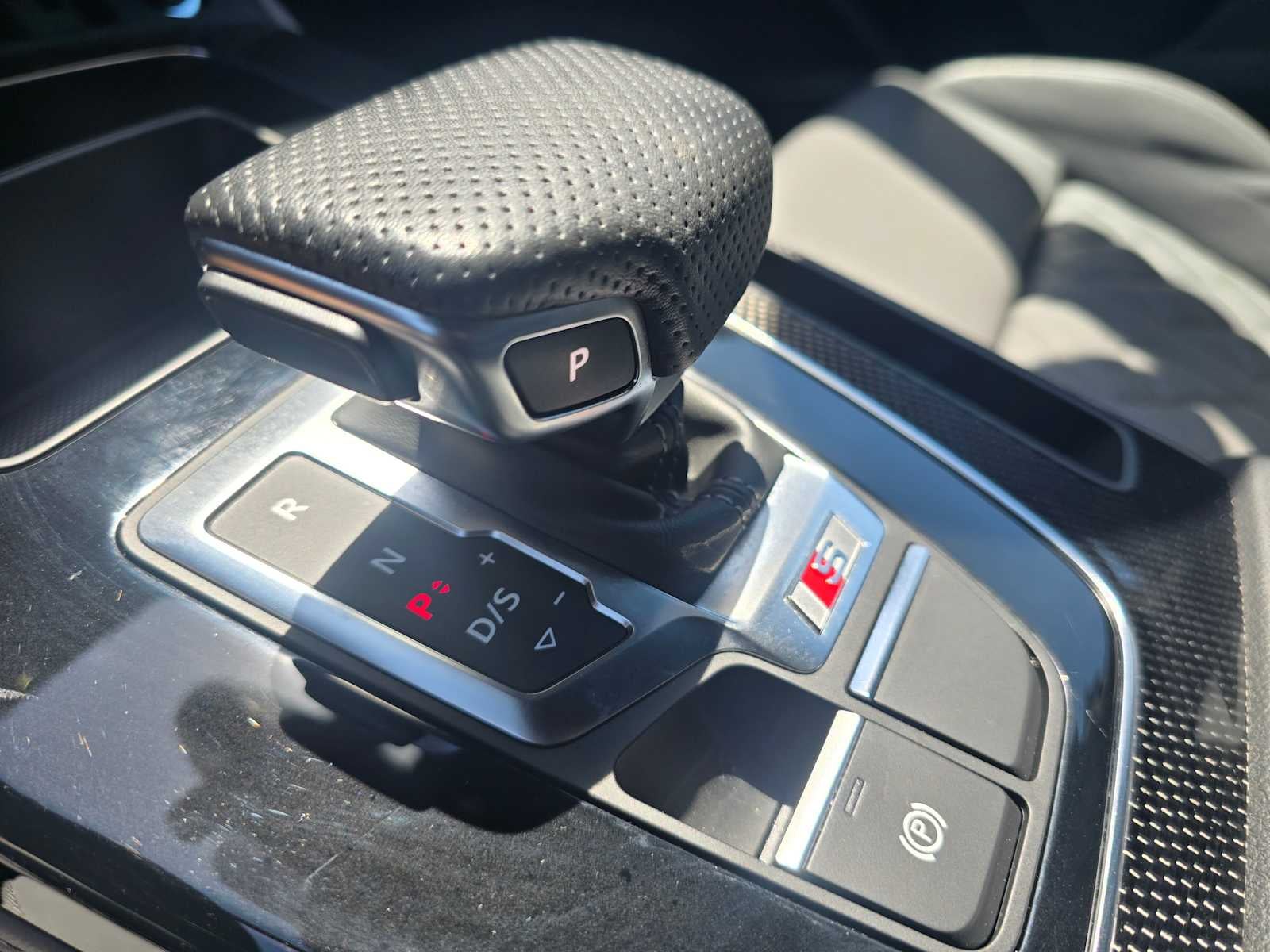 2023 Audi SQ5 Premium Plus