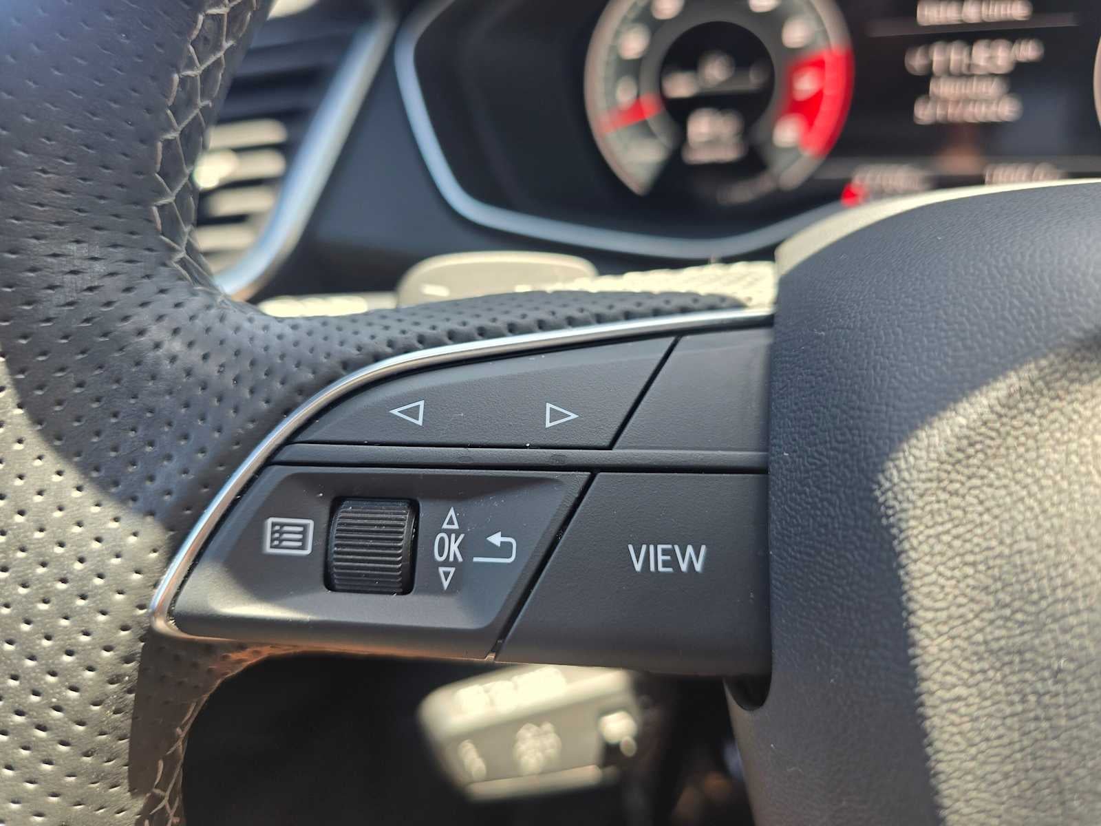 2023 Audi SQ5 Premium Plus