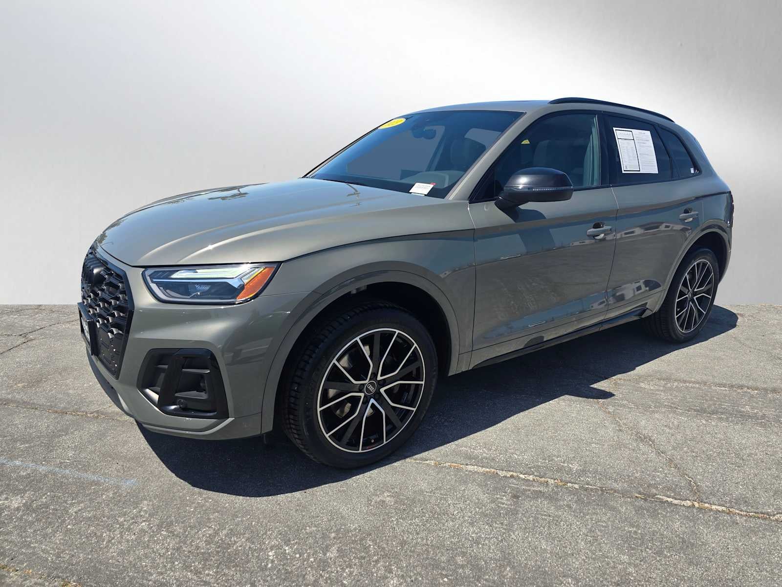 2023 Audi SQ5 Premium Plus