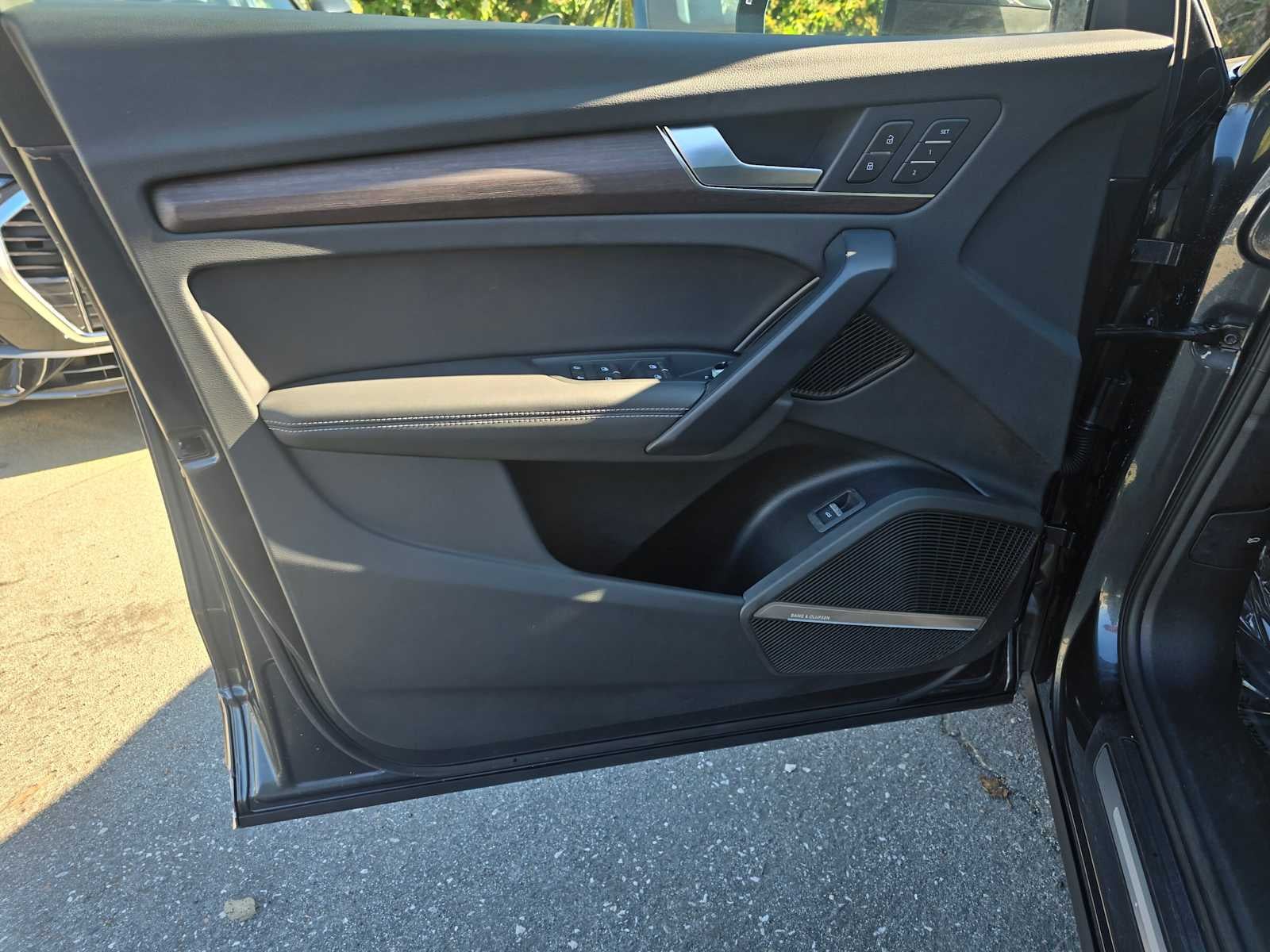 2023 Audi Q5 Premium Plus