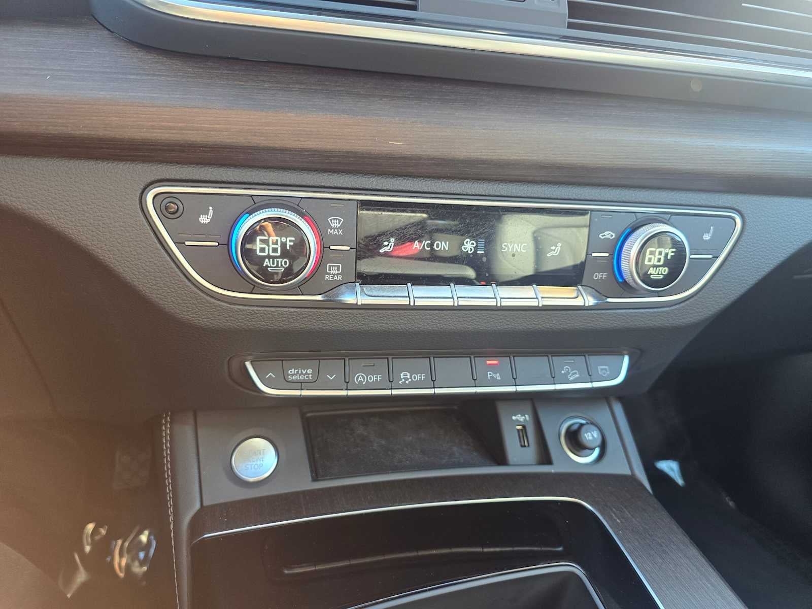 2023 Audi Q5 Premium Plus