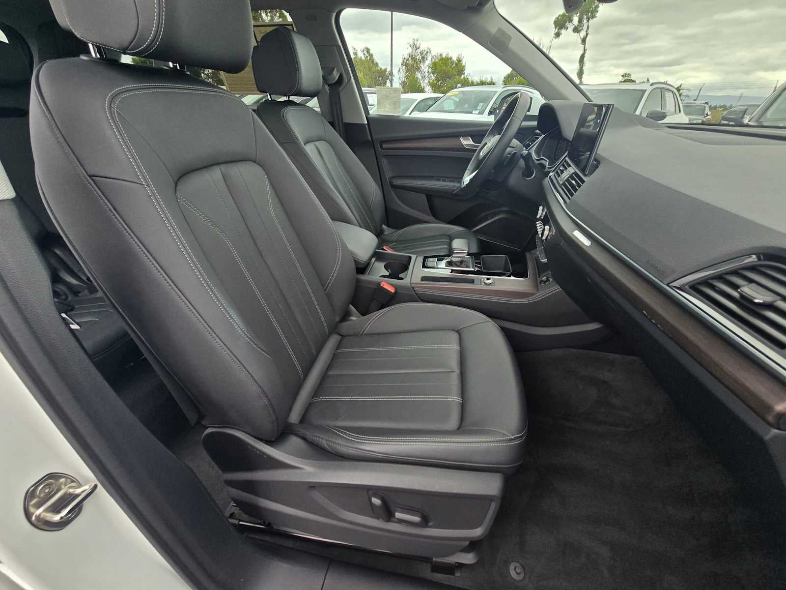2023 Audi Q5 Premium Plus
