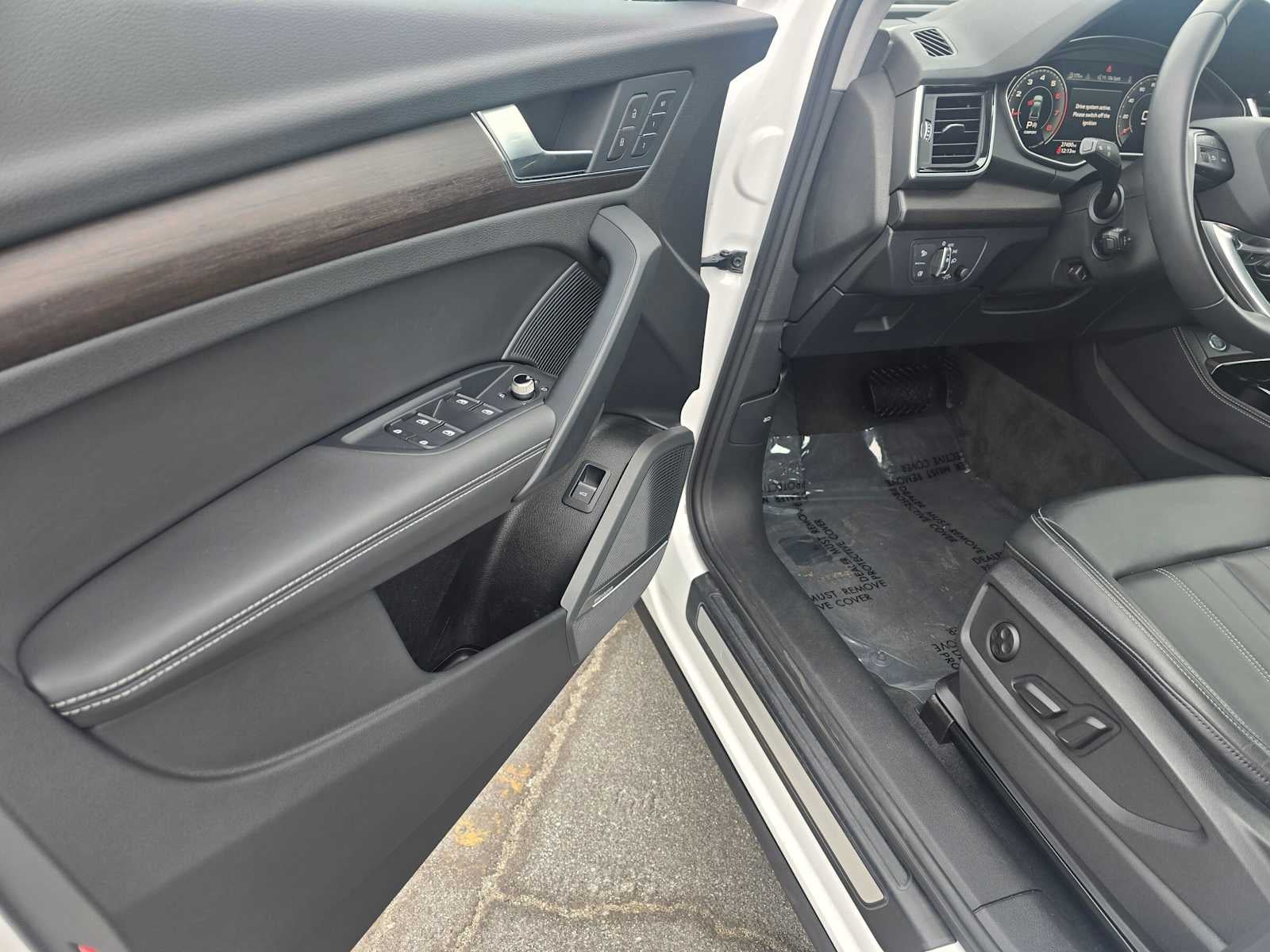 2023 Audi Q5 Premium Plus