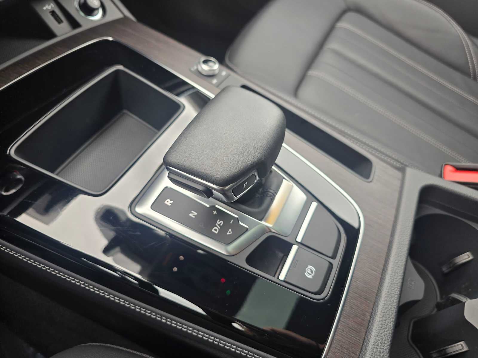 2023 Audi Q5 Premium Plus