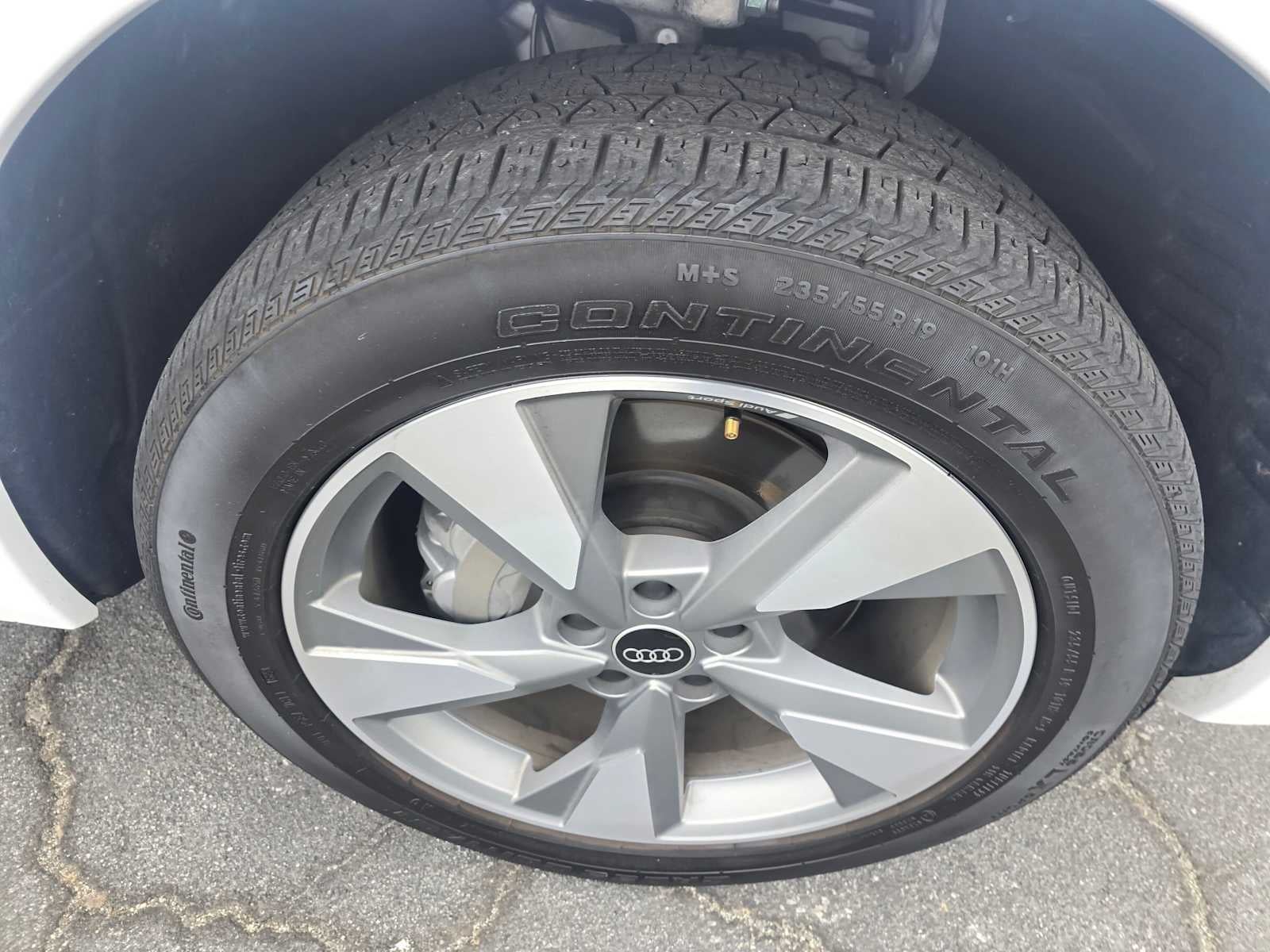 2023 Audi Q5 Premium Plus