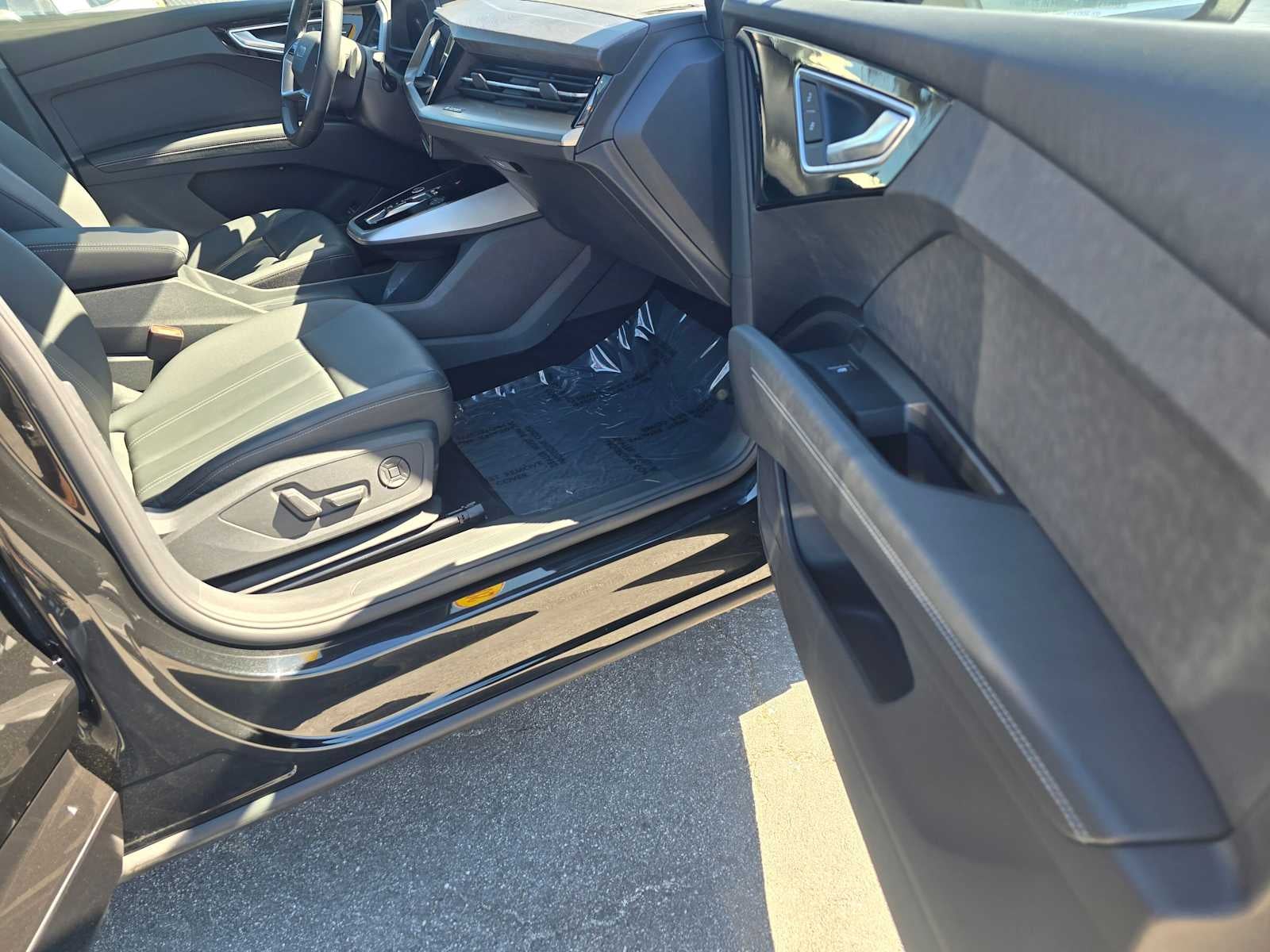 2023 Audi Q4 e-tron Premium Plus