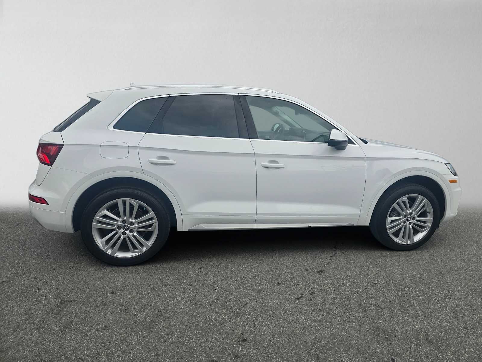 2019 Audi Q5 Premium Plus