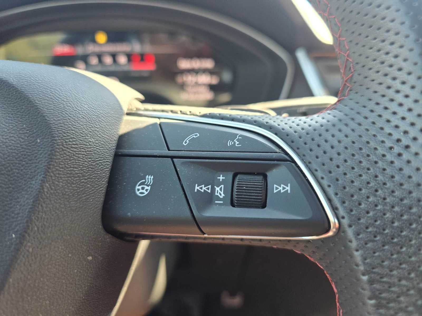 2024 Audi SQ5 Prestige