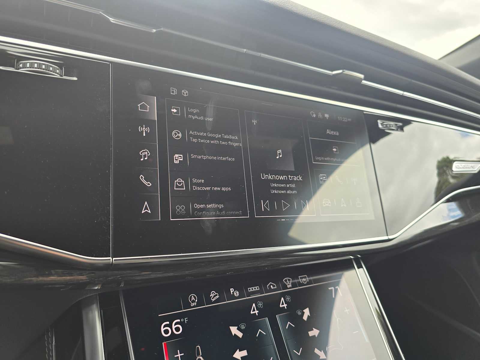 2024 Audi Q8 Prestige