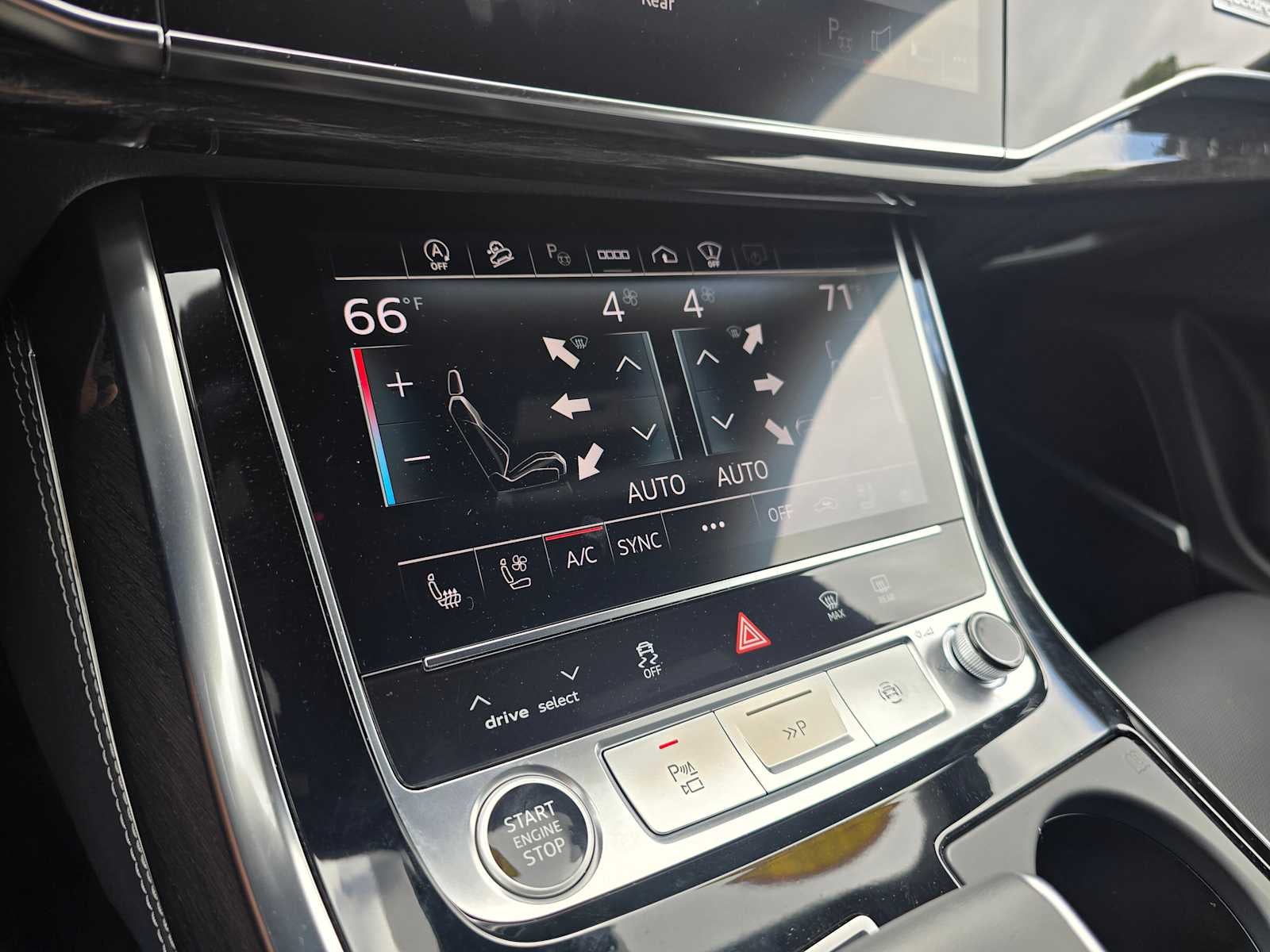 2024 Audi Q8 Prestige