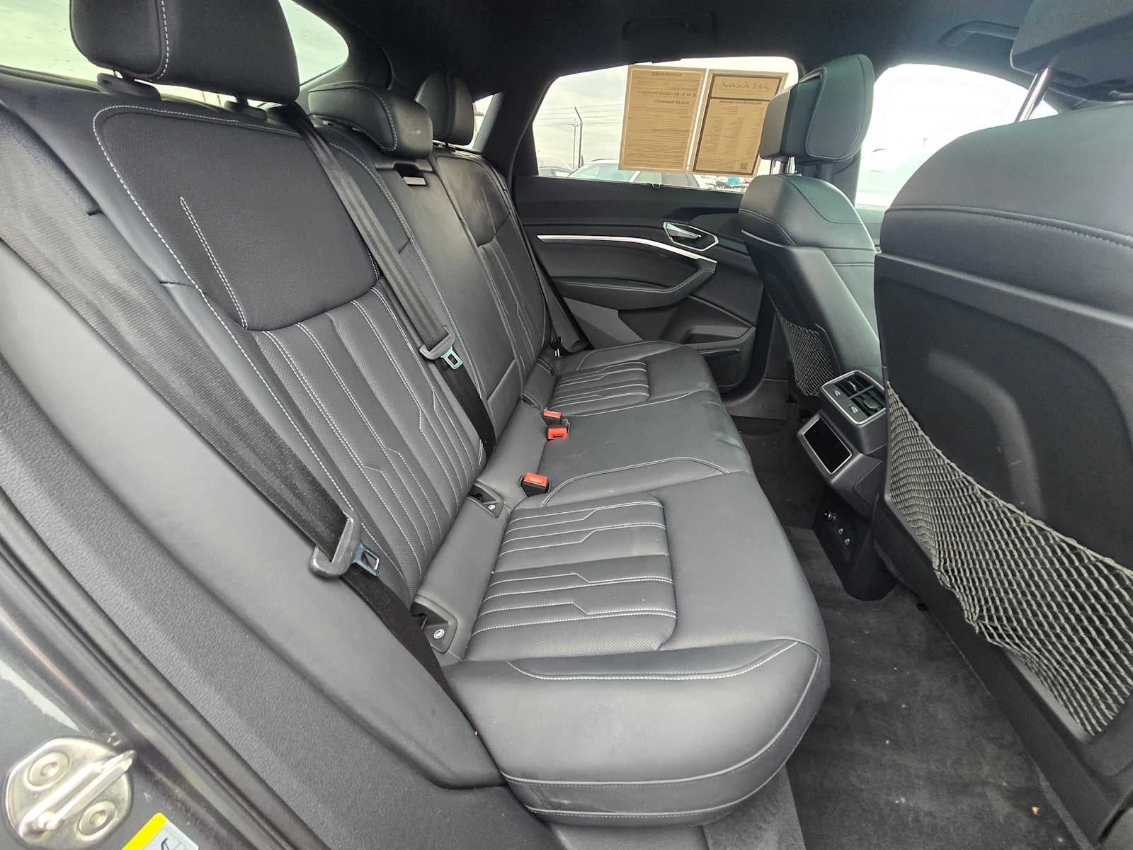 2024 Audi Q8 e-tron Sportback S line Prestige