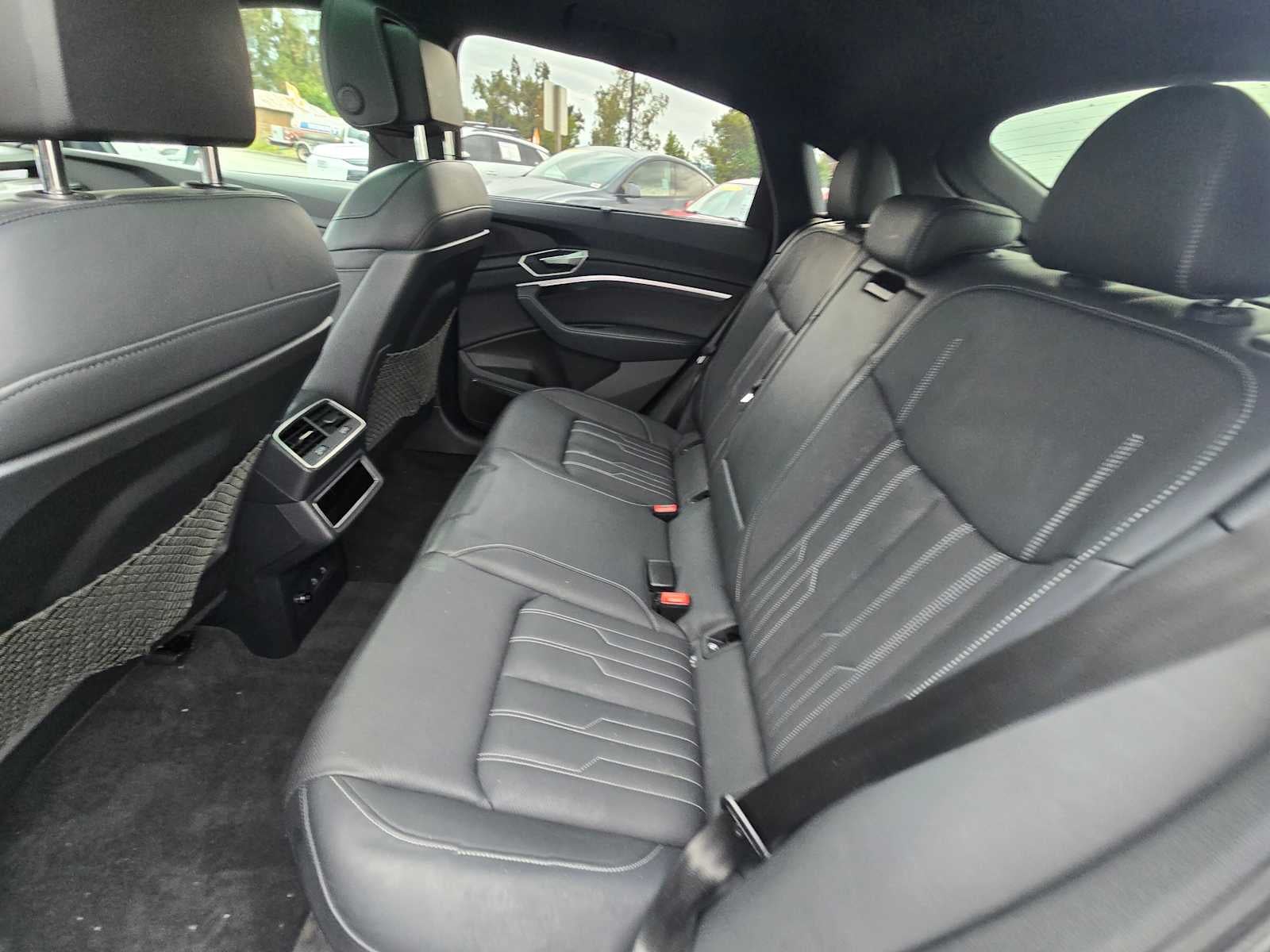 2024 Audi Q8 e-tron Sportback S line Prestige