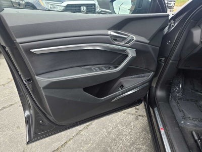 2024 Audi Q8 e-tron Sportback S line Prestige