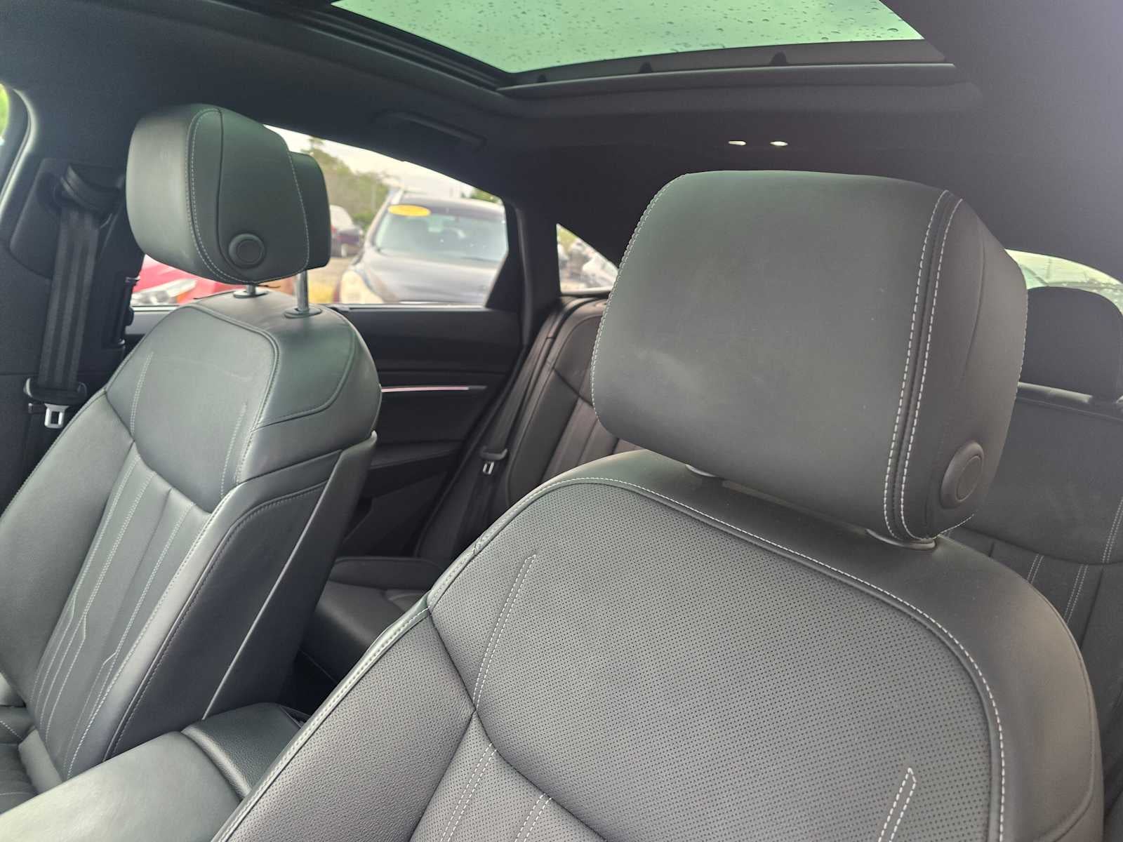 2024 Audi Q8 e-tron Sportback S line Prestige