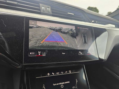 2024 Audi Q8 e-tron Sportback S line Prestige