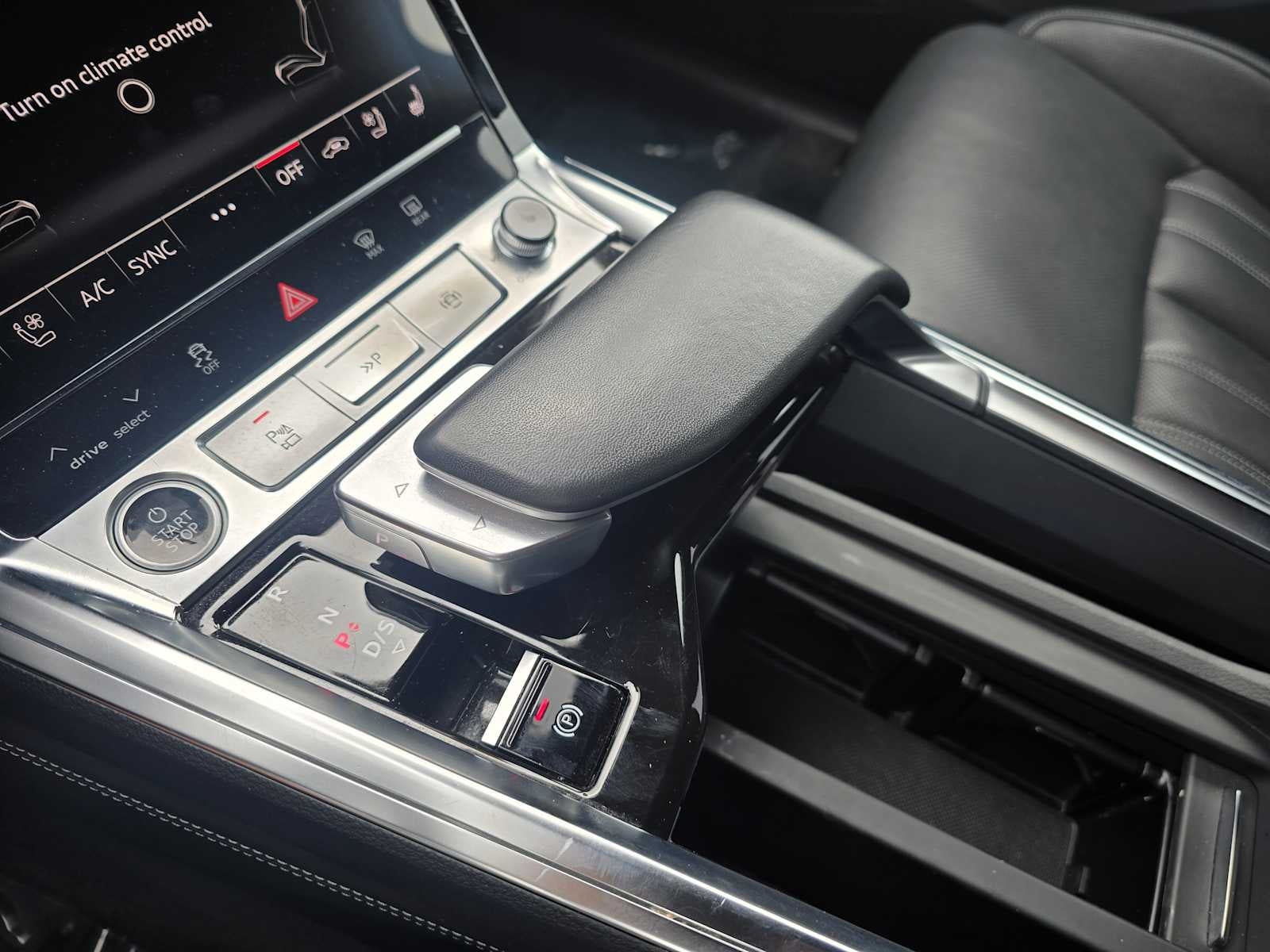 2024 Audi Q8 e-tron Sportback S line Prestige