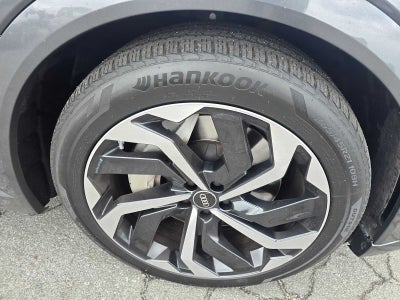 2024 Audi Q8 e-tron Sportback S line Prestige