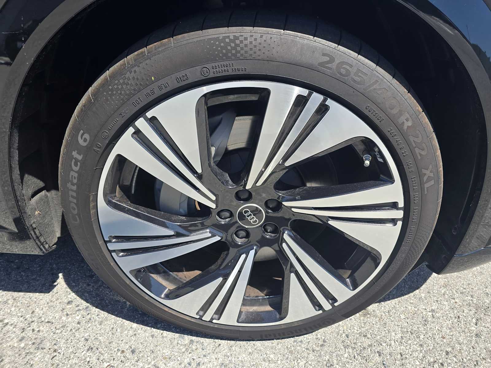 2024 Audi Q8 e-tron Sportback S line Prestige