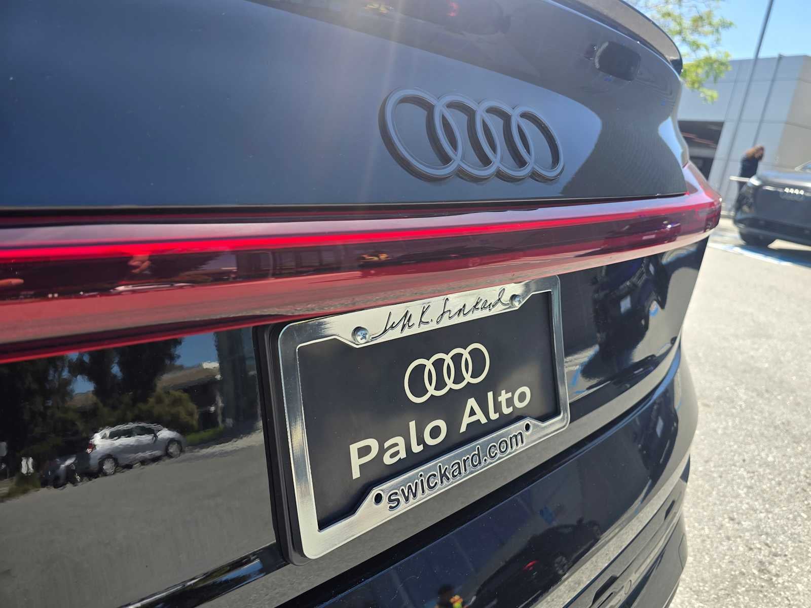 2024 Audi Q8 e-tron Sportback S line Prestige