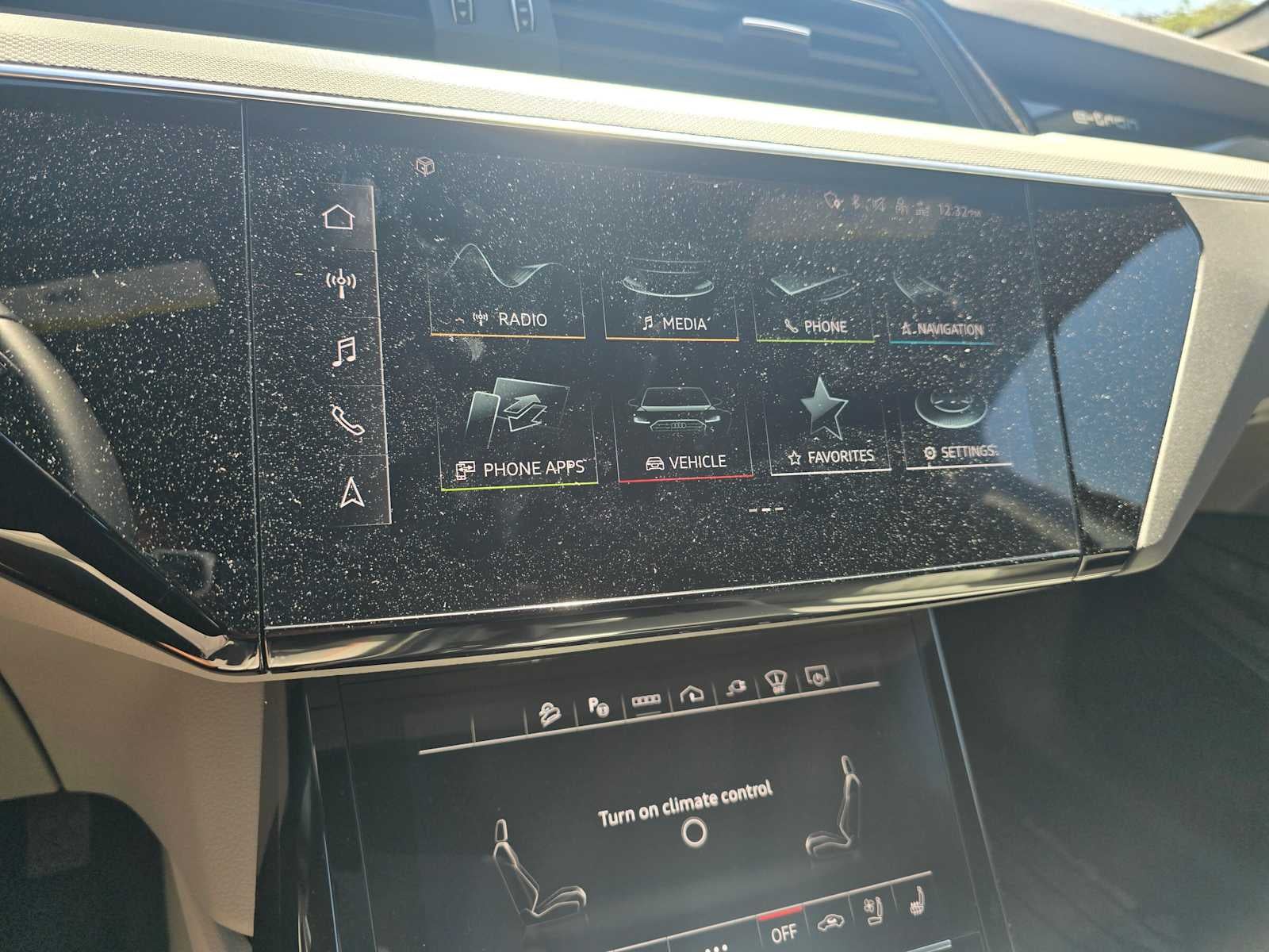 2024 Audi Q8 e-tron Sportback S line Prestige