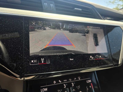 2024 Audi Q8 e-tron Sportback S line Prestige