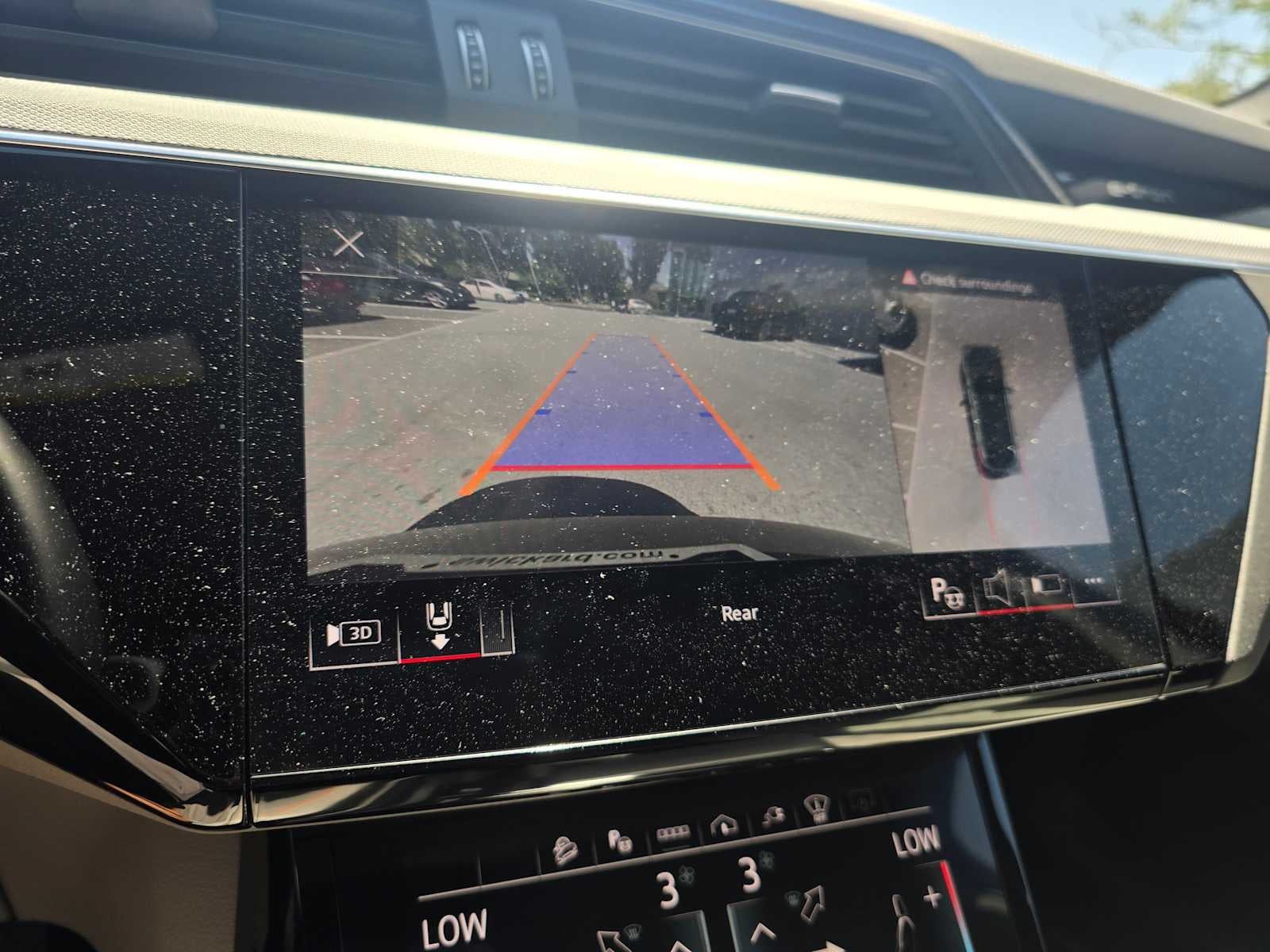 2024 Audi Q8 e-tron Sportback S line Prestige