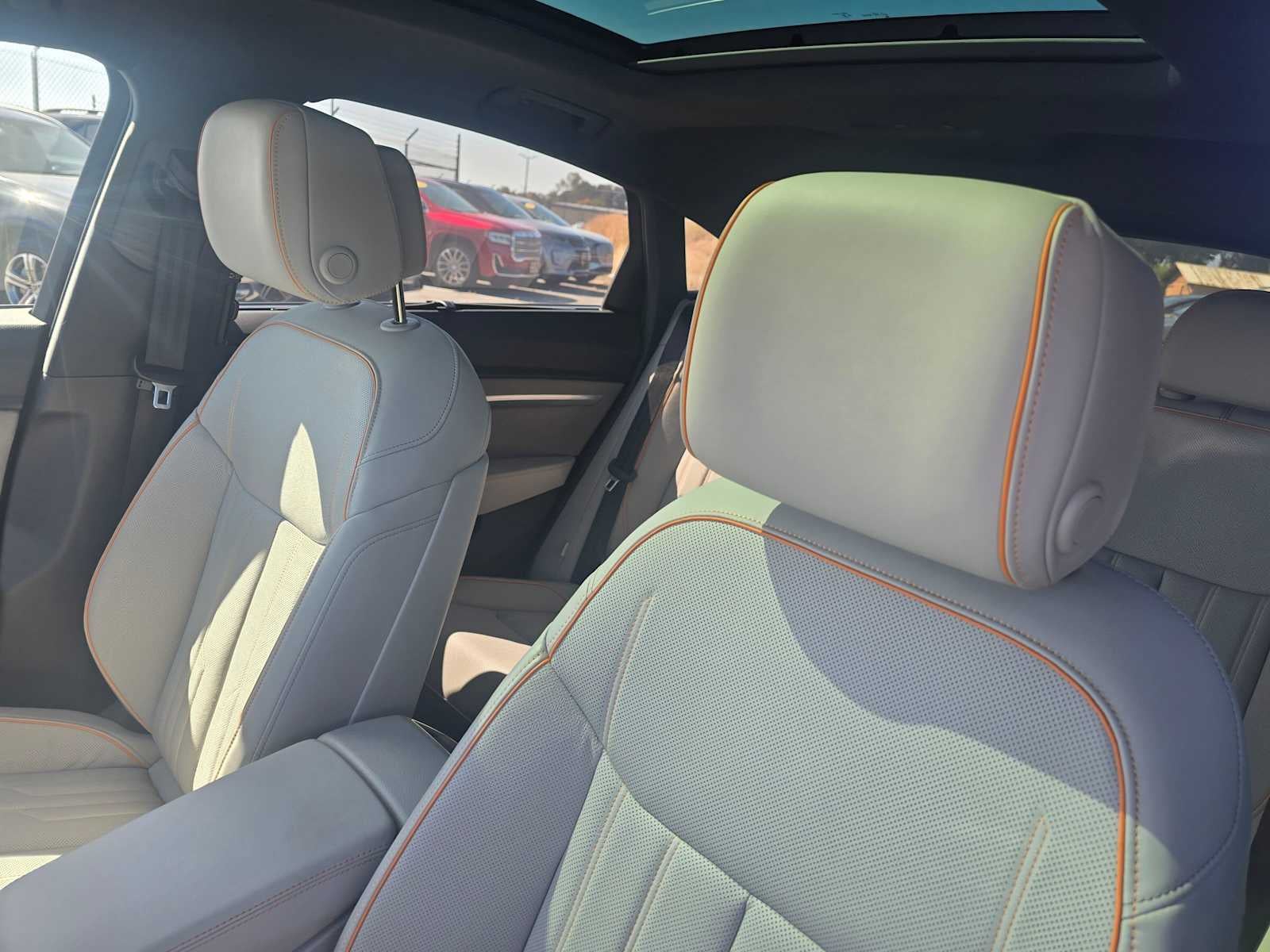 2024 Audi Q8 e-tron Sportback S line Prestige