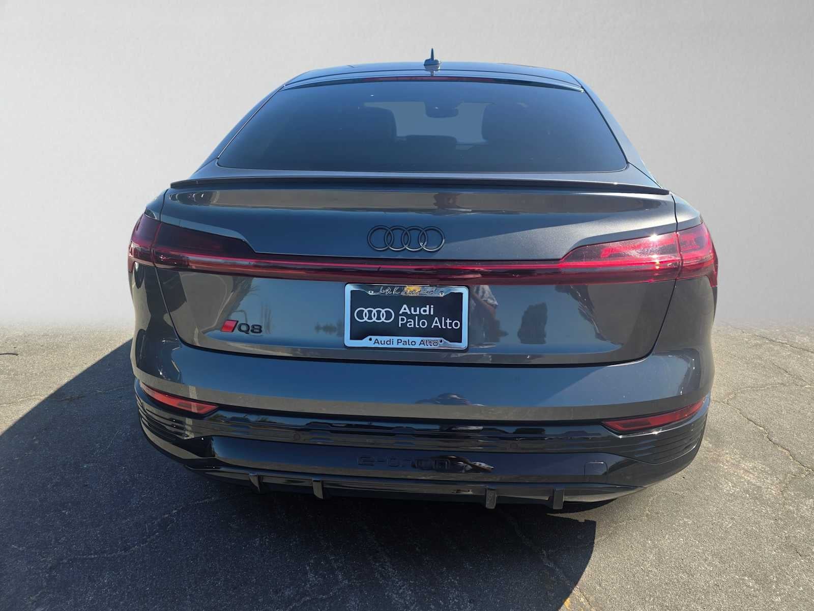 2024 Audi Q8 e-tron Sportback S line Prestige