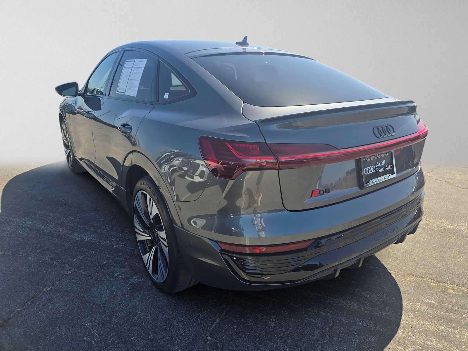 2024 Audi Q8 e-tron Sportback S line Prestige