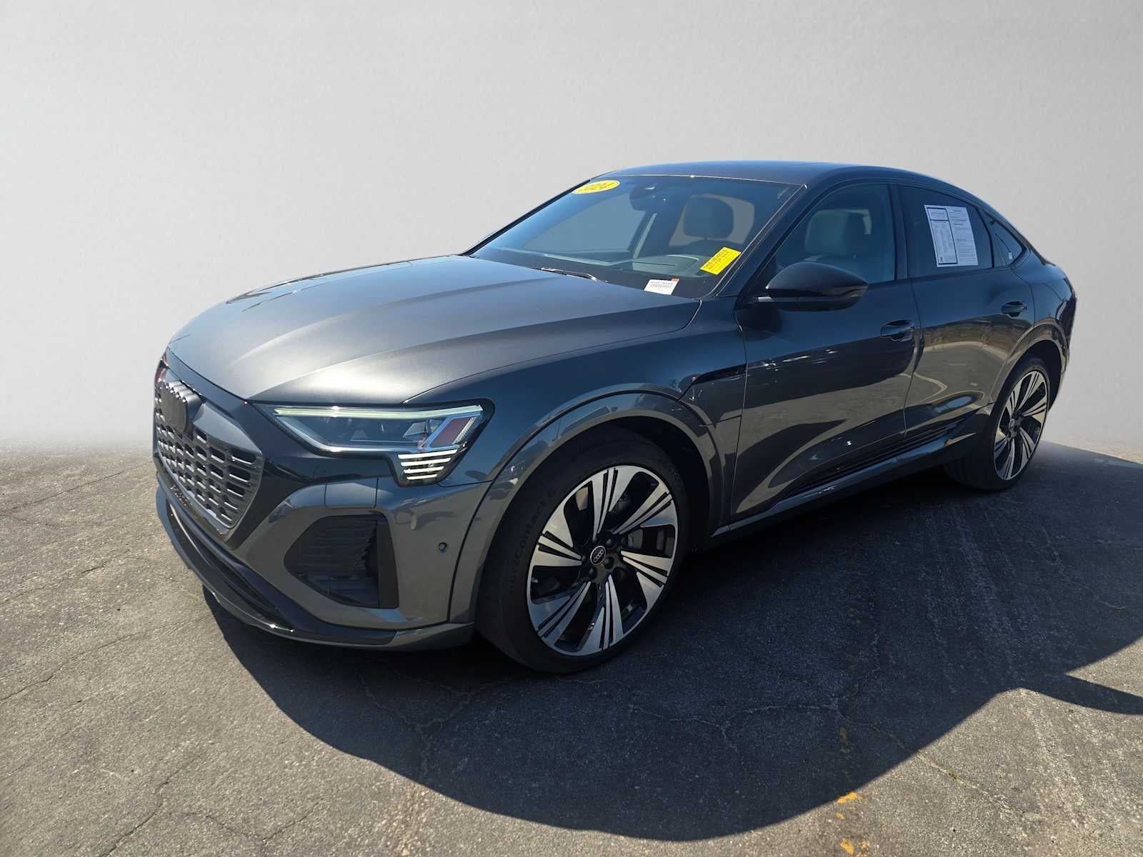 2024 Audi Q8 e-tron Sportback S line Prestige