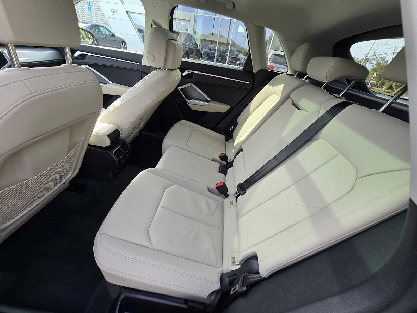 2024 Audi Q3 S line Premium