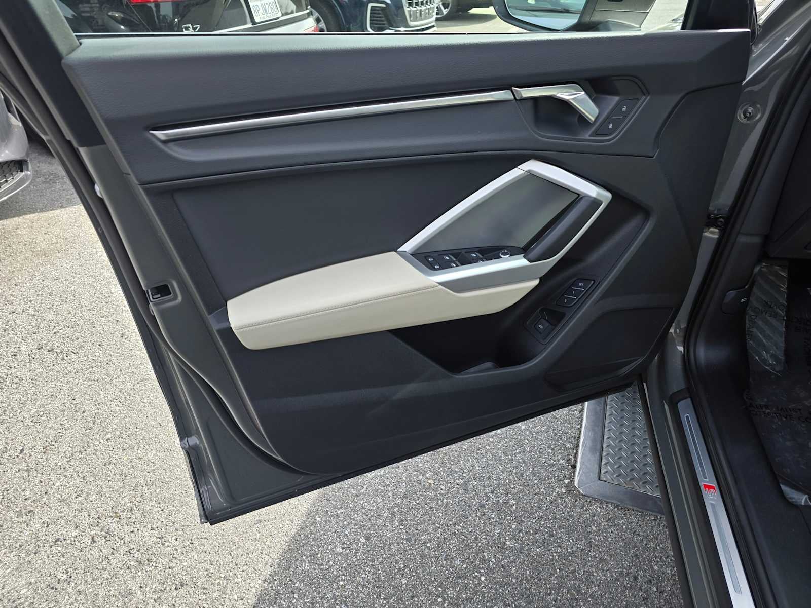 2024 Audi Q3 S line Premium