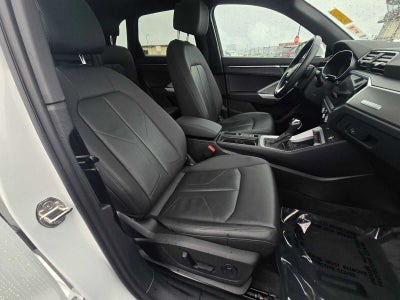 2024 Audi Q3 S line Premium