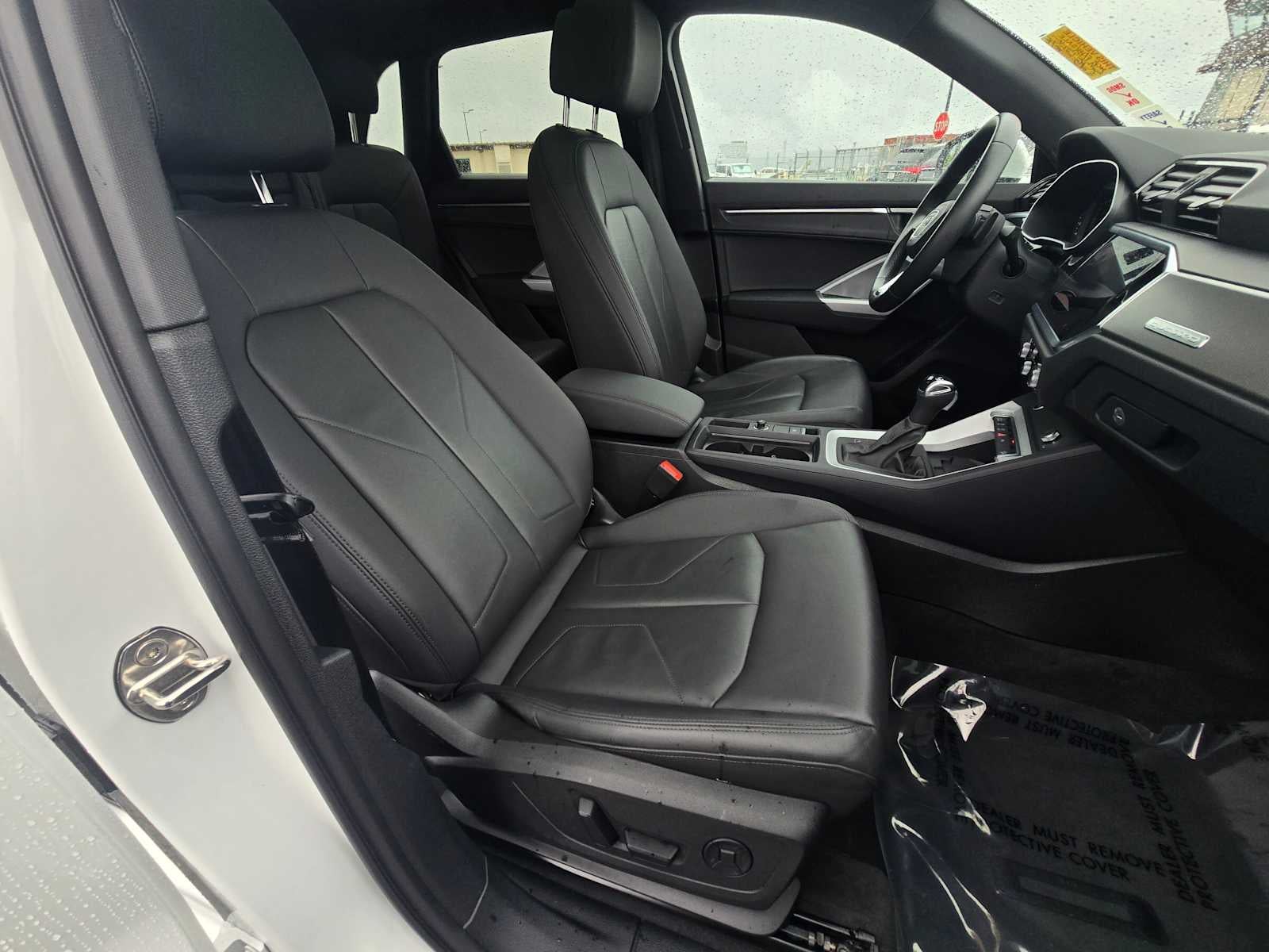 2024 Audi Q3 S line Premium