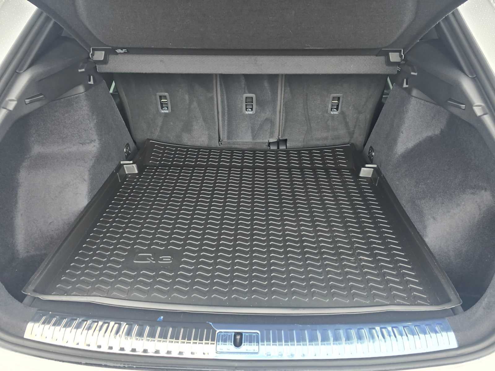 2024 Audi Q3 S line Premium