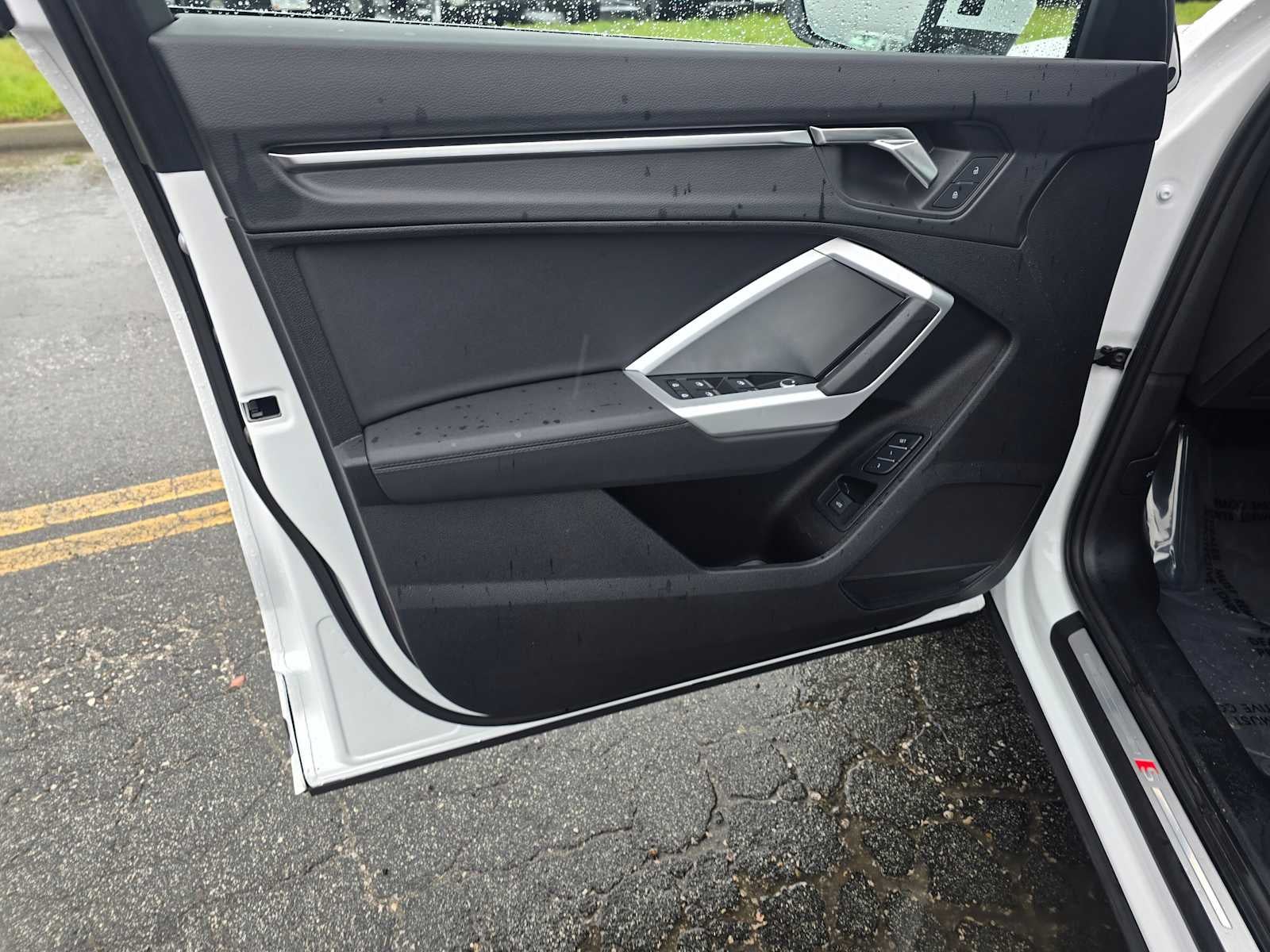 2024 Audi Q3 S line Premium