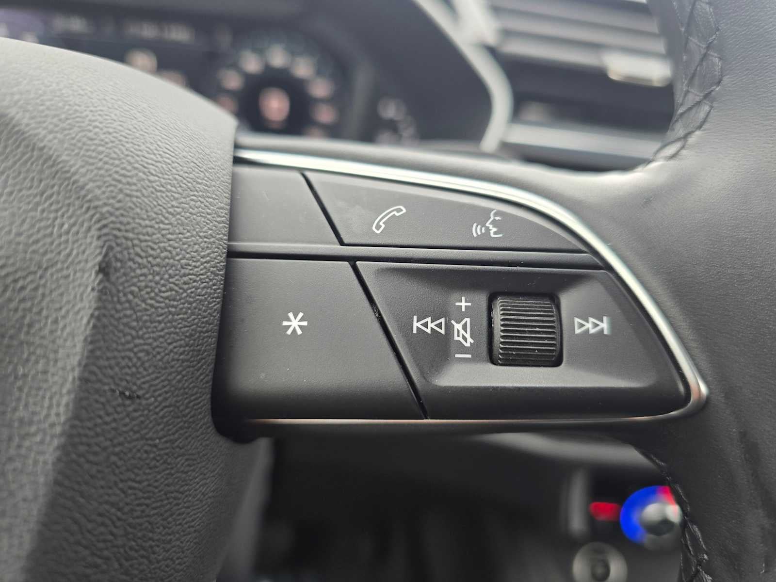 2024 Audi Q3 S line Premium