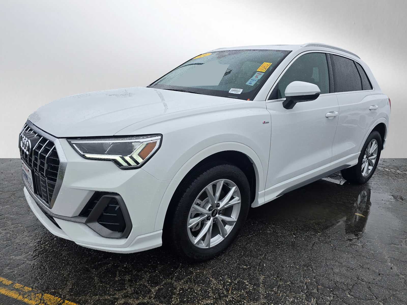 2024 Audi Q3 S line Premium