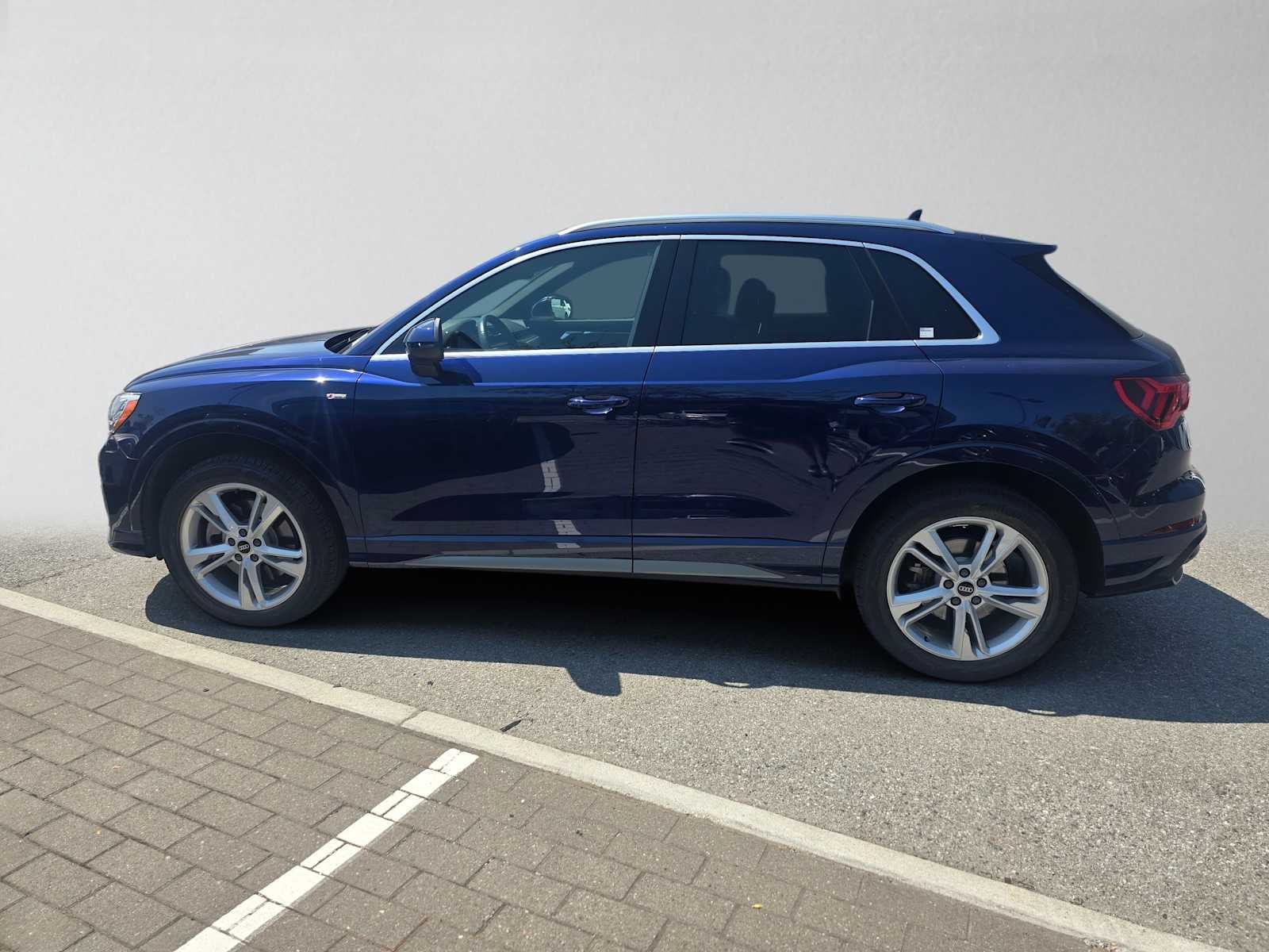 2021 Audi Q3 S line Premium