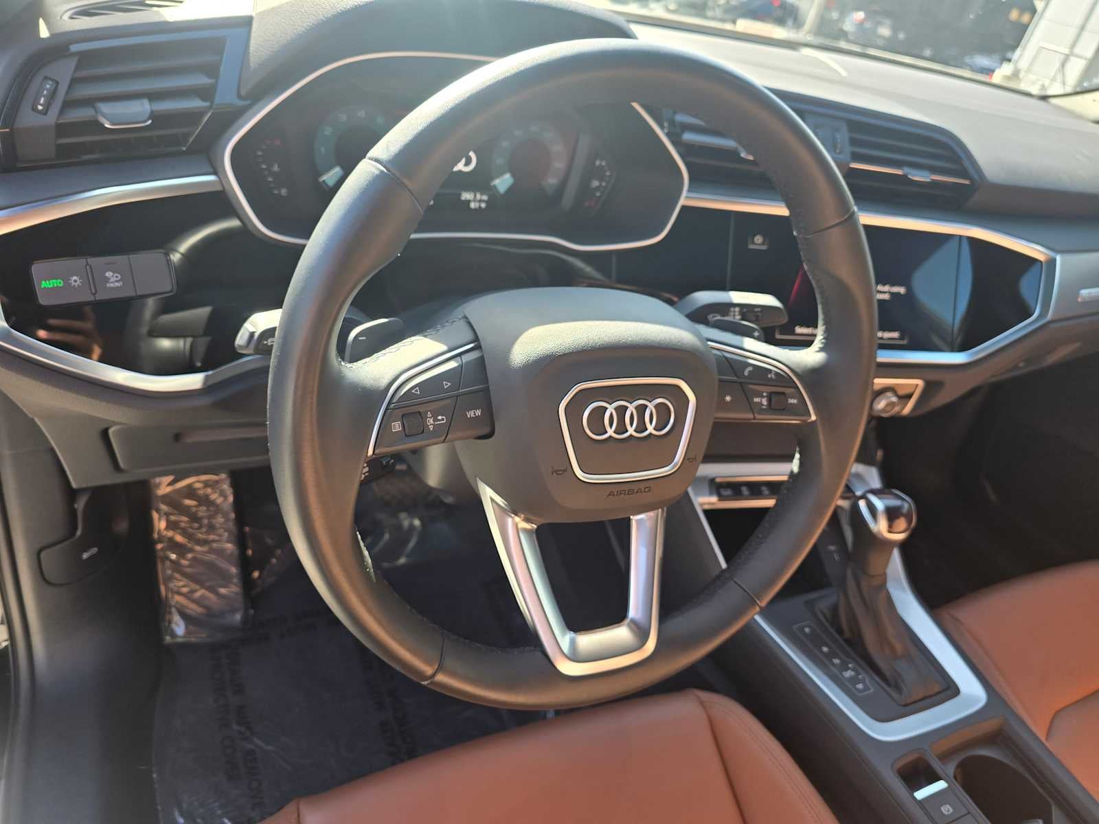 2024 Audi Q3 S line Premium