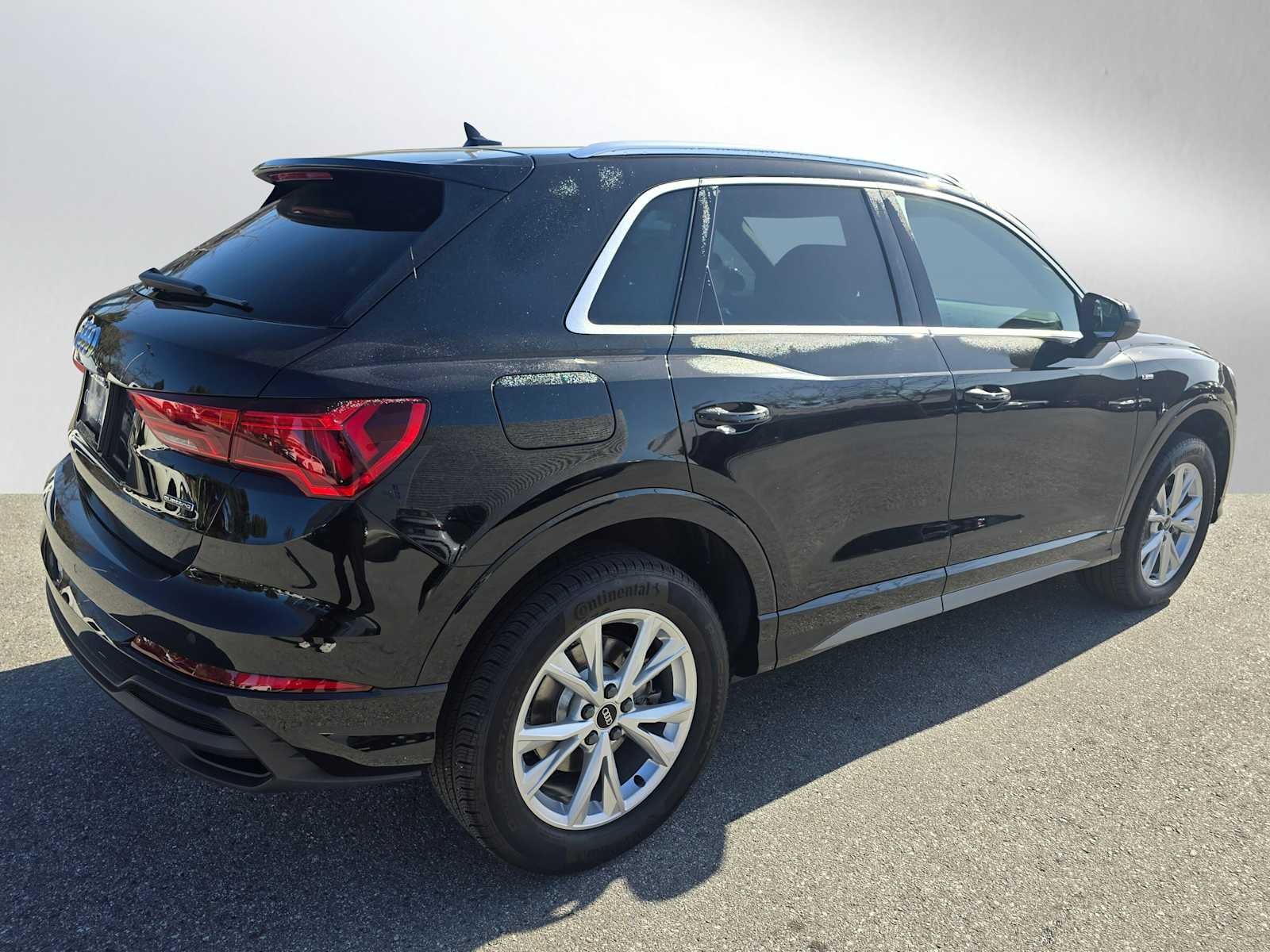 2024 Audi Q3 S line Premium