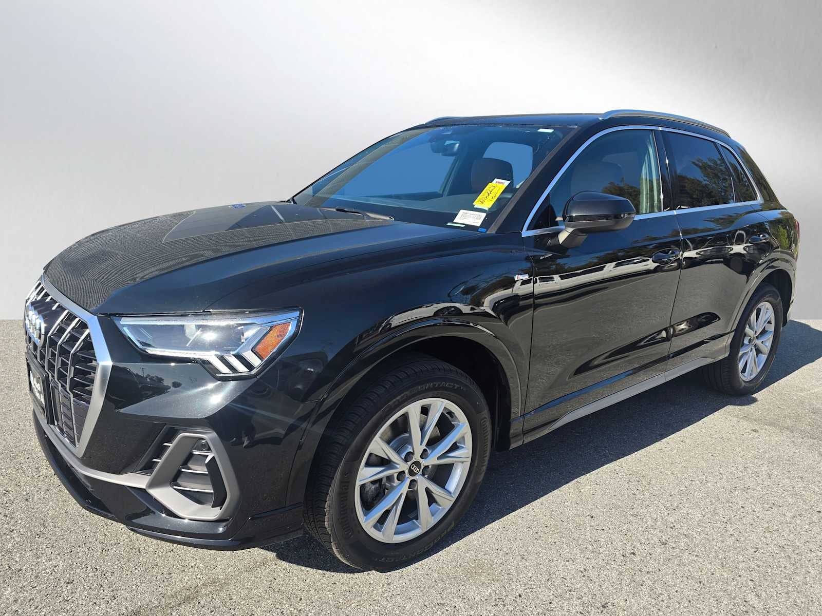 2024 Audi Q3 S line Premium