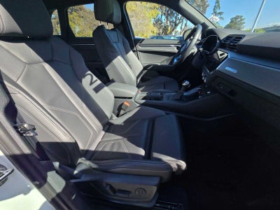 2024 Audi Q3 S line Premium