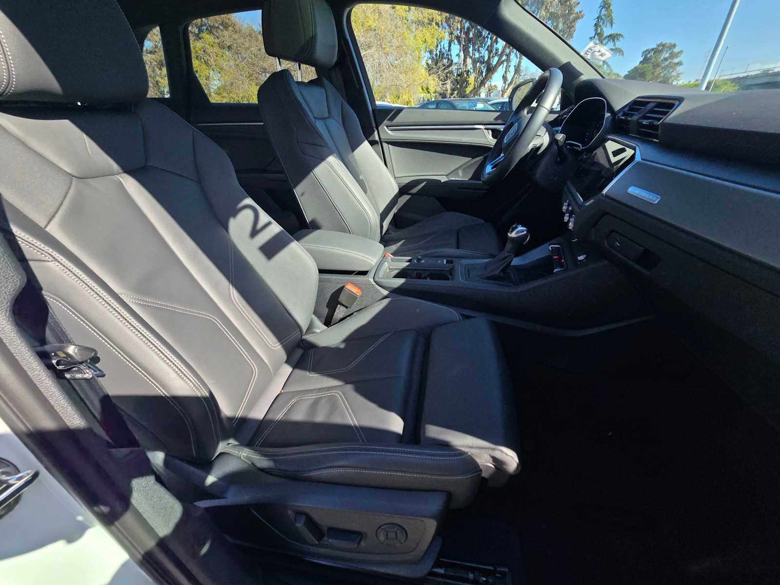 2024 Audi Q3 S line Premium