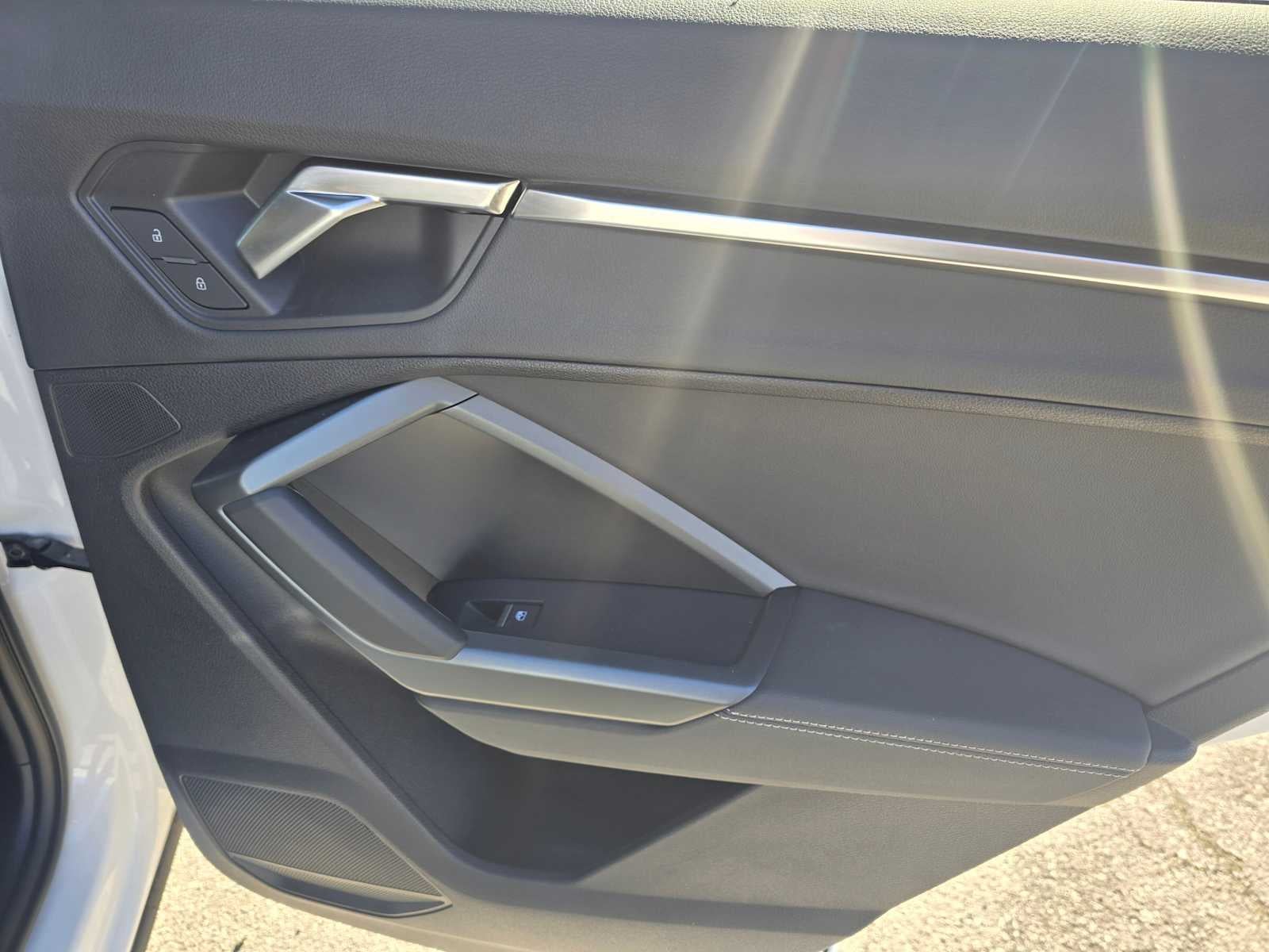 2024 Audi Q3 S line Premium