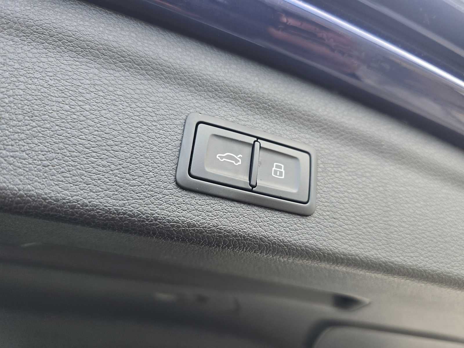 2024 Audi Q3 S line Premium