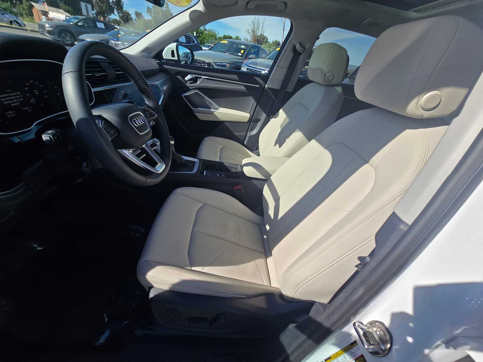 2025 Audi Q3 S line Premium