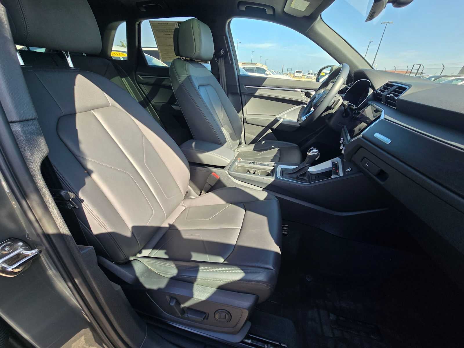 2024 Audi Q3 S line Premium